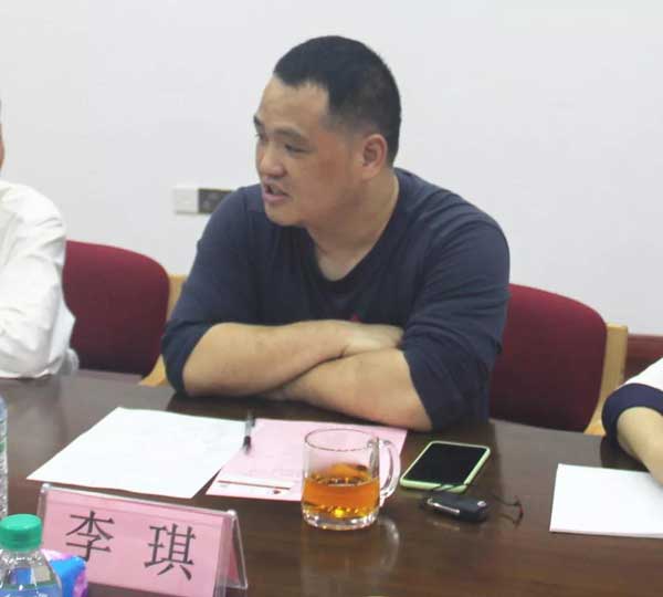 小藍(lán)開(kāi)發(fā)區(qū)經(jīng)發(fā)局李淇處長(zhǎng)