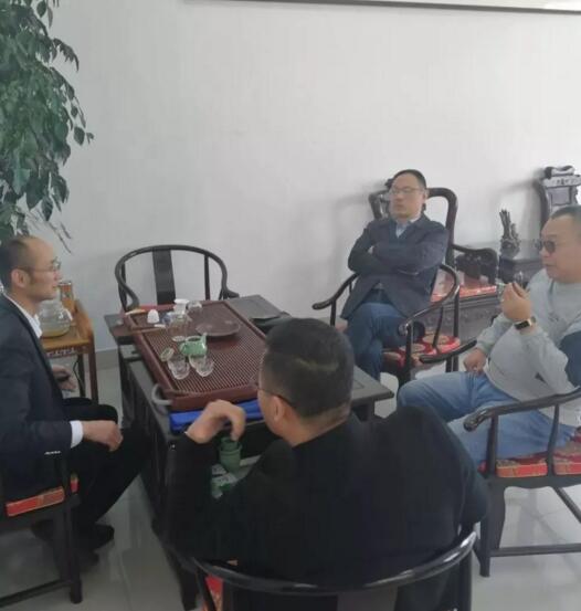 協(xié)會(huì)一行來到了臨朐兆鴻門業(yè)