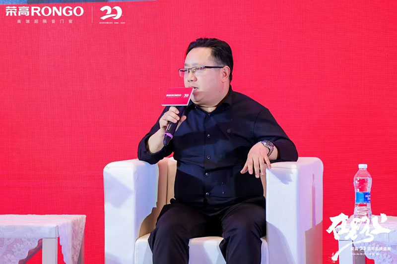 成都榮高總經(jīng)理丁德斌