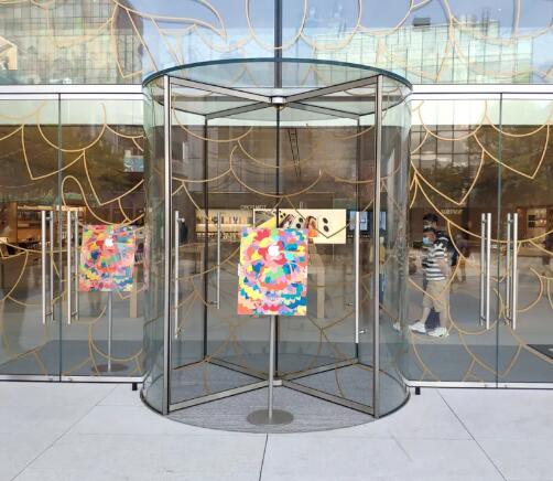 德國BLASI(博思)水晶玻璃旋轉(zhuǎn)門國內(nèi)首裝 助力北京三里屯蘋果專賣店