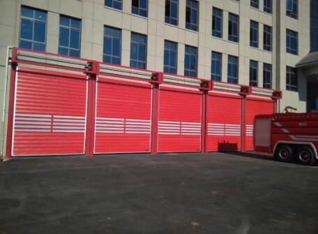 好的車庫門應(yīng)該具備哪些功能？還等什么，趕緊學(xué)起來吧！