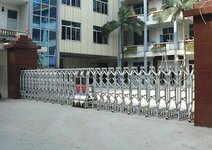 是什么導致不銹鋼伸縮門跑偏了？