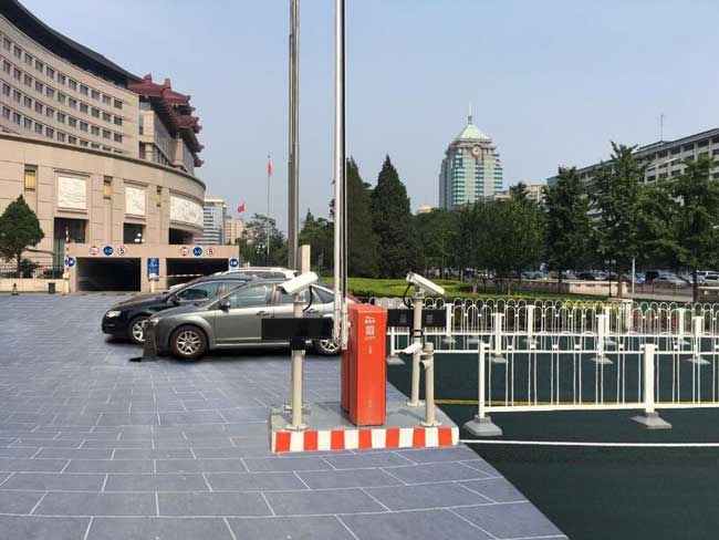 北京好苑建國酒店停車場系統(tǒng)案例 - 中出網-智能出入口與停車充電門戶
