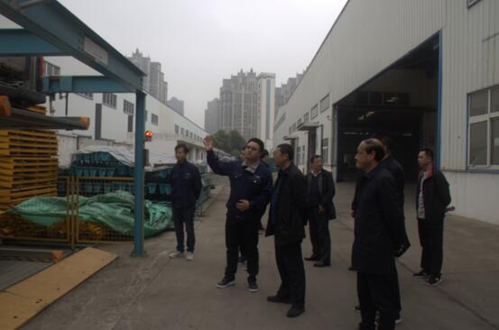 政協(xié)本溪自治縣相關領導蒞臨巍華造參觀指導