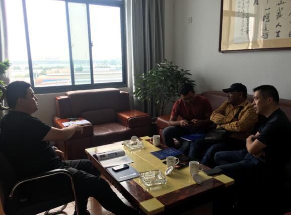 印度孟買客戶來巍華造洽談車庫戰(zhàn)略合作項目