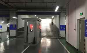 成都龍之夢(mèng)大酒店道閘案例 - 中出網(wǎng)-智能出入口與停車(chē)充電門(mén)戶(hù)