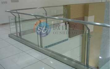 不銹鋼護(hù)欄 - 陽臺(tái)不銹鋼玻璃護(hù)欄