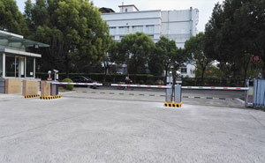 浦東張江高科技園區(qū)道閘案例 - 中出網(wǎng)-智能出入口與停車(chē)充電門(mén)戶