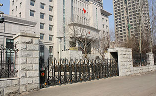 沈陽市皇姑區(qū)人民法院伸縮門工程案例