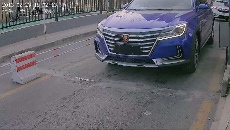 車(chē)標(biāo)識(shí)別 · 無(wú)牌車(chē)檢測(cè)