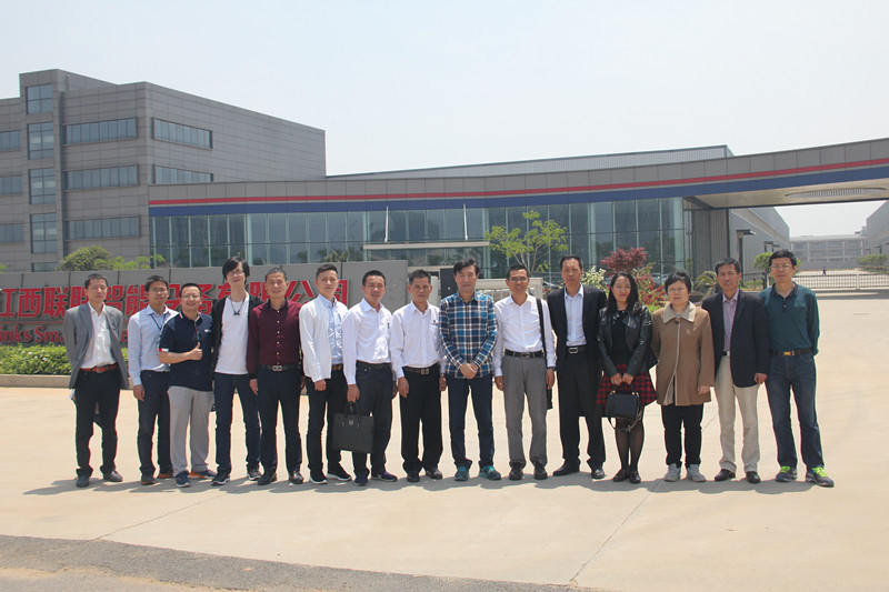 百勝“36V直流”系列產(chǎn)品獲中建金協(xié)自動門電動門協(xié)會及佛山自動門行業(yè)協(xié)會領導、專家高度認可