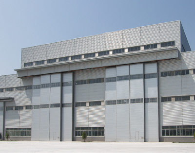 推拉式機庫大門