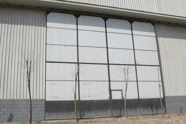 甘肅建投裝備制造工業(yè)門案例 - 中出網(wǎng)-智能出入口與停車充電門戶