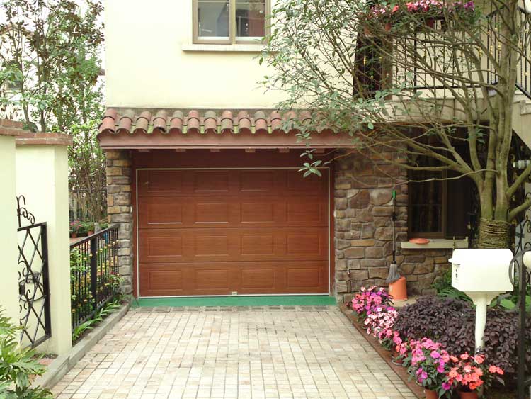 北京東方夏威夷花園車庫門案例 - 中出網-智能出入口與停車充電門戶