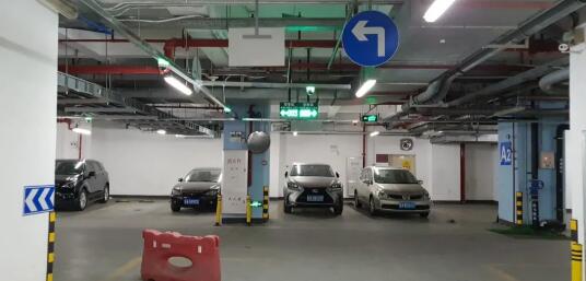 場(chǎng)內(nèi)車位引導(dǎo)