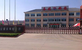 朱口集團紅秀山磁業(yè)伸縮門工程案例 - 中出網(wǎng)-智能出入口與停車充電門戶