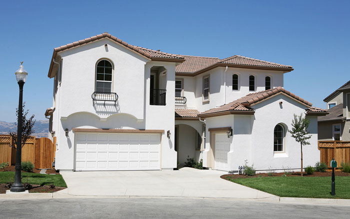 陽光半島開門機(jī)案例 - 中出網(wǎng)-智能出入口與停車充電門戶