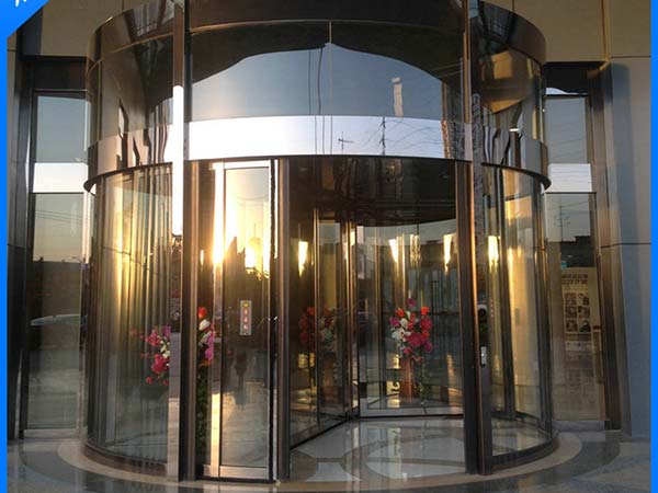 豪華兩翼旋轉(zhuǎn)門