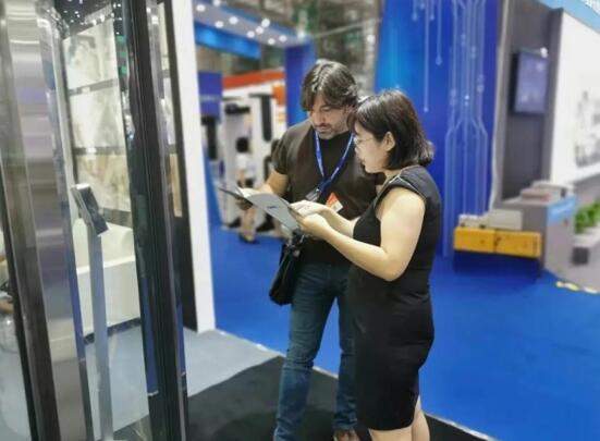 明星新品不僅顏值能打，先進性能更吸睛