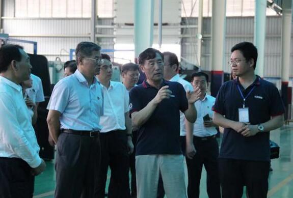 省委常委、省紀(jì)委書(shū)記馬森述蒞臨百勝智能調(diào)研指導(dǎo)