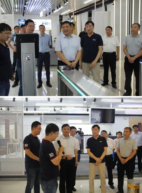 市委常委、市委組織部部長李鎮(zhèn)發(fā)詳細了解產品的特性、優(yōu)勢及應用場景