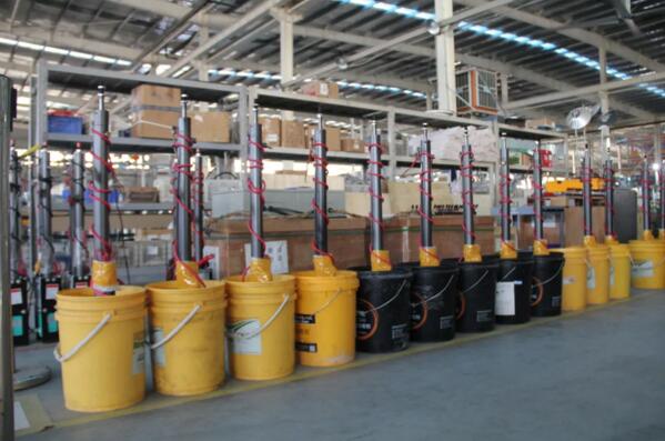 升降柱機(jī)芯需要經(jīng)過24小時(shí)防水測(cè)試