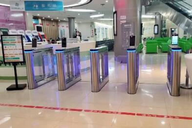 百勝智慧人行通道解決方案，為中科體檢中心打造安全高效人行體驗！