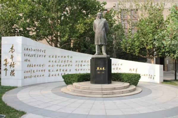 百勝智能改造南開中學(xué)出入口，助力平安、智慧校園建設(shè)！