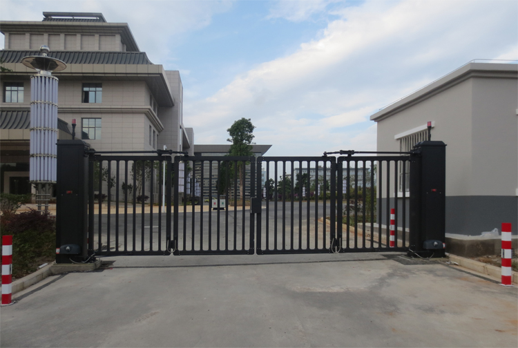 感恩云南大會堂選擇了南北德信懸浮門