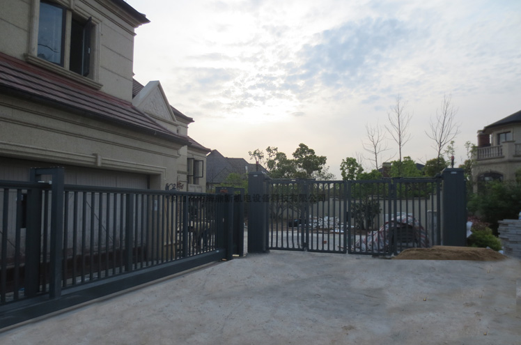 南北德信懸浮門為溧陽香格里拉帶來便利