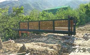 北京大覺寺智能無(wú)軌懸浮門案例 - 中出網(wǎng)-智能出入口與停車充電門戶