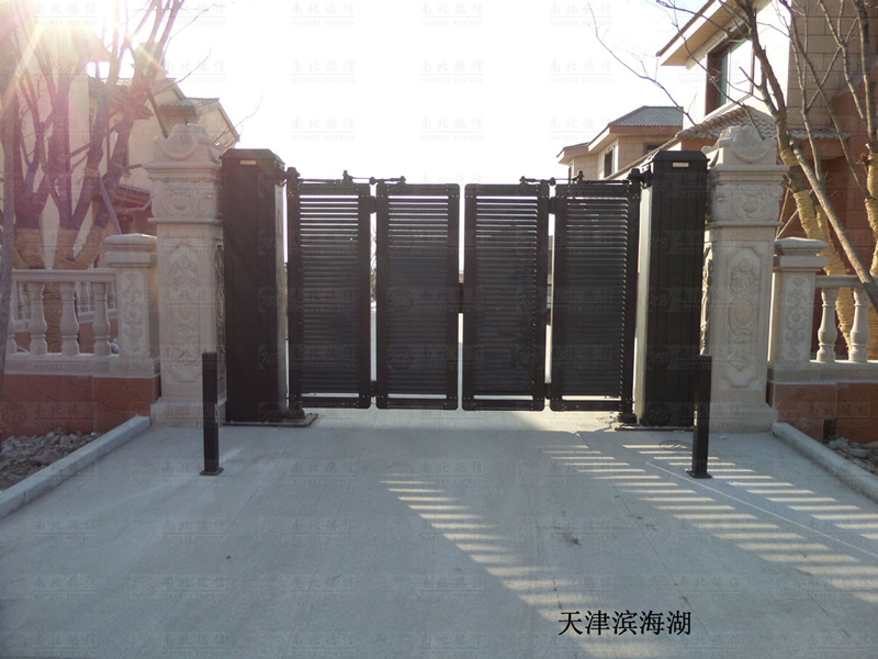 天津?yàn)I海湖智能安全伸縮平移門工程案例 - 中出網(wǎng)-智能出入口與停車充電門戶