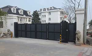 蘇州市洞庭山莊江南文人家具館裕德堂智能安全伸縮平移門工程案例 - 中出網(wǎng)-智能出入口與停車充電門戶