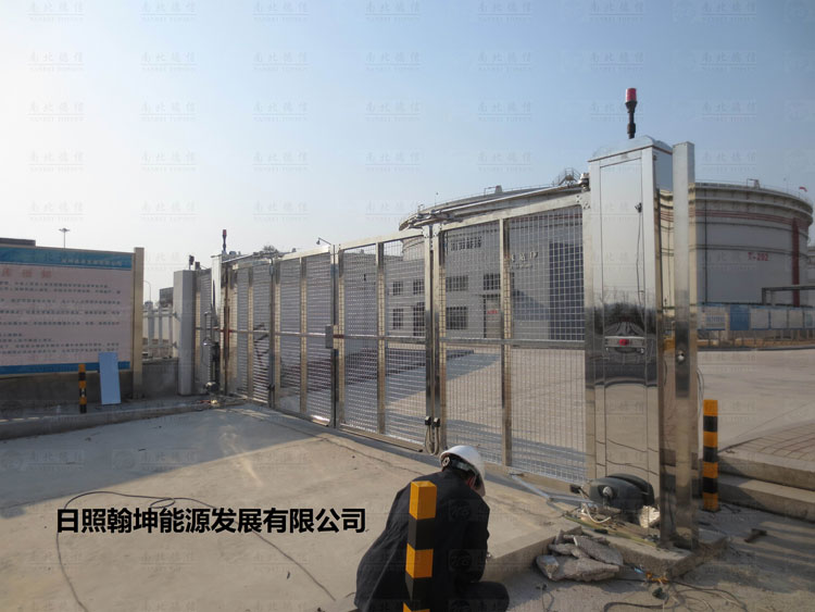 日照翰坤能源發(fā)展有限公司開泰SGDD4A智能懸折門案例 - 中出網(wǎng)-智能出入口與停車充電門戶