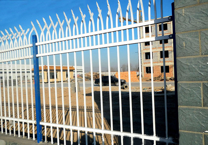 鋅鋼護(hù)欄三橫欄1