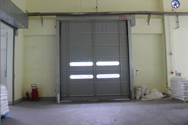 采光快速堆積門