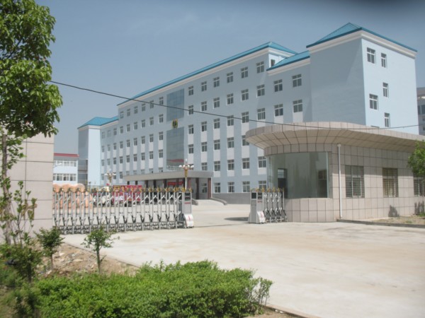 唐河農(nóng)業(yè)局伸縮門案例 - 中出網(wǎng)-智能出入口與停車充電門戶