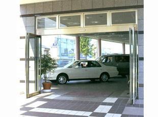 自動(dòng)平開(kāi)折疊感應(yīng)門(mén)