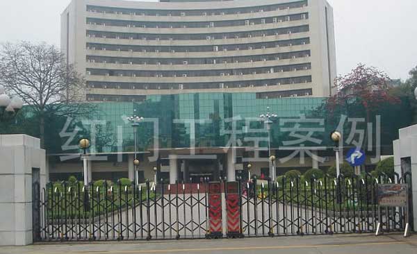 韶關(guān)市人民政府電動伸縮門案例 - 中出網(wǎng)-智能出入口與停車充電門戶