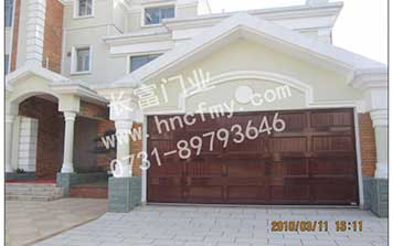 翻板車庫(kù)門