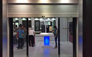 廣州展會(huì)長(zhǎng)富參展自動(dòng)門案例
