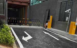 長沙海倫春天停車場系統(tǒng)案例 - 中出網-智能出入口與停車充電門戶