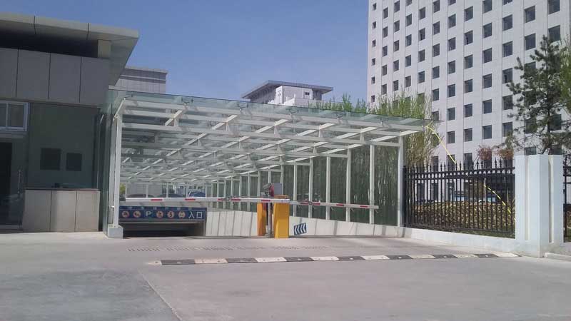 榆林水務(wù)道閘案例 - 中出網(wǎng)-智能出入口與停車充電門戶