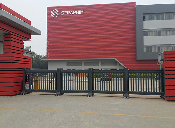 盛世昌?。蛻舭咐?-平移門）——常州太陽能公司 - 中出網(wǎng)-智能出入口與停車充電門戶