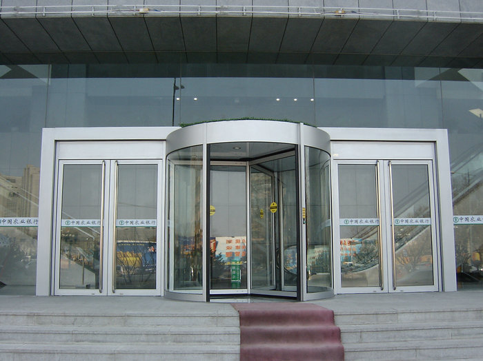 三翼豪華旋轉門