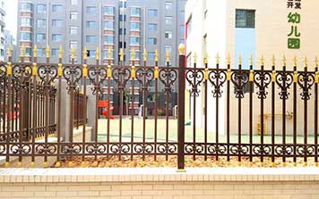 鋁合金護(hù)欄