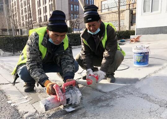 【不畏嚴寒，堅守使命】卓奧世鵬學(xué)校升降柱項目紀實