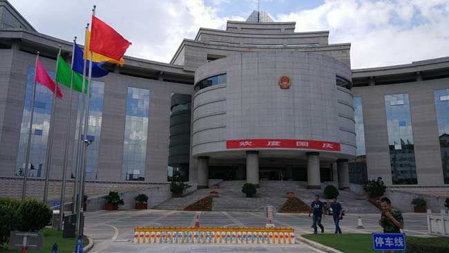 云南省人大路障機案例 - 中出網(wǎng)-智能出入口與停車充電門戶