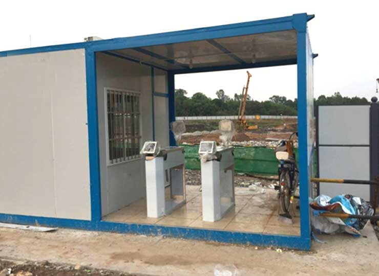 深圳市房地產(chǎn)工地通道閘案例 - 中出網(wǎng)-智能出入口與停車充電門戶