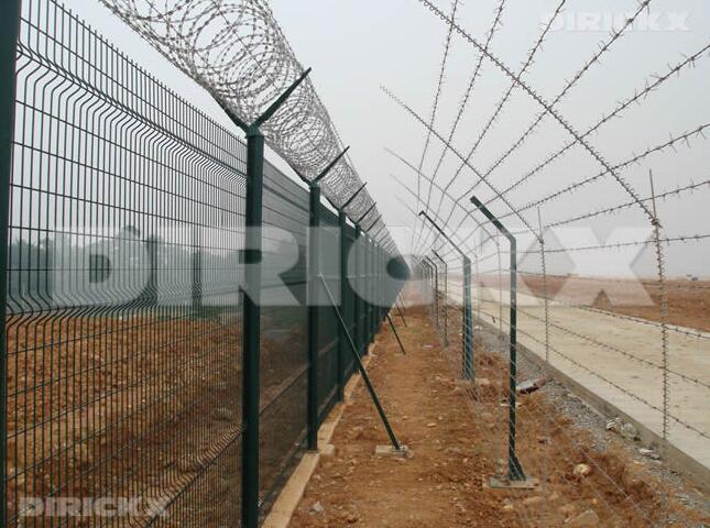 成都雙流國(guó)際機(jī)場(chǎng)護(hù)欄案例 - 中出網(wǎng)-智能出入口與停車(chē)充電門(mén)戶(hù)